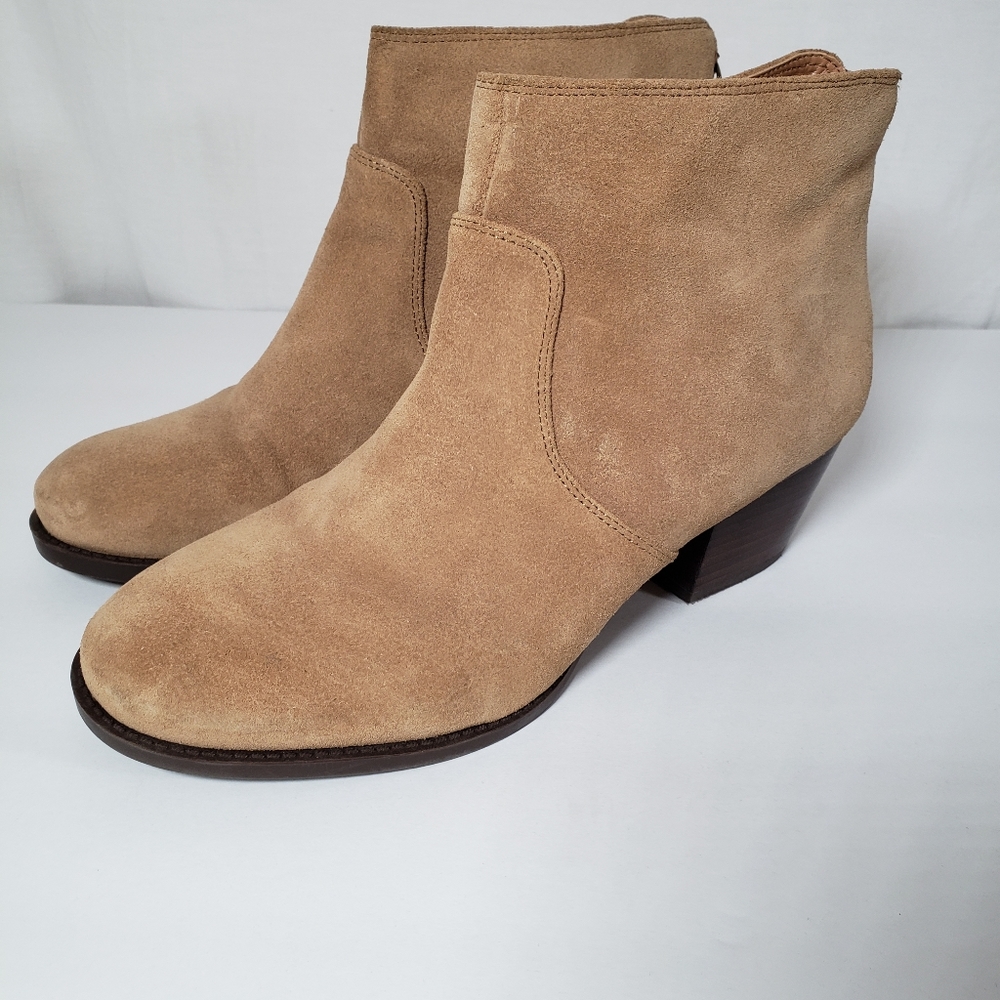 Nine West Womens Tan Suede Booties Sz 8.5